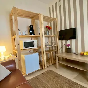  Homestay Plaza De San Francisco Spain
